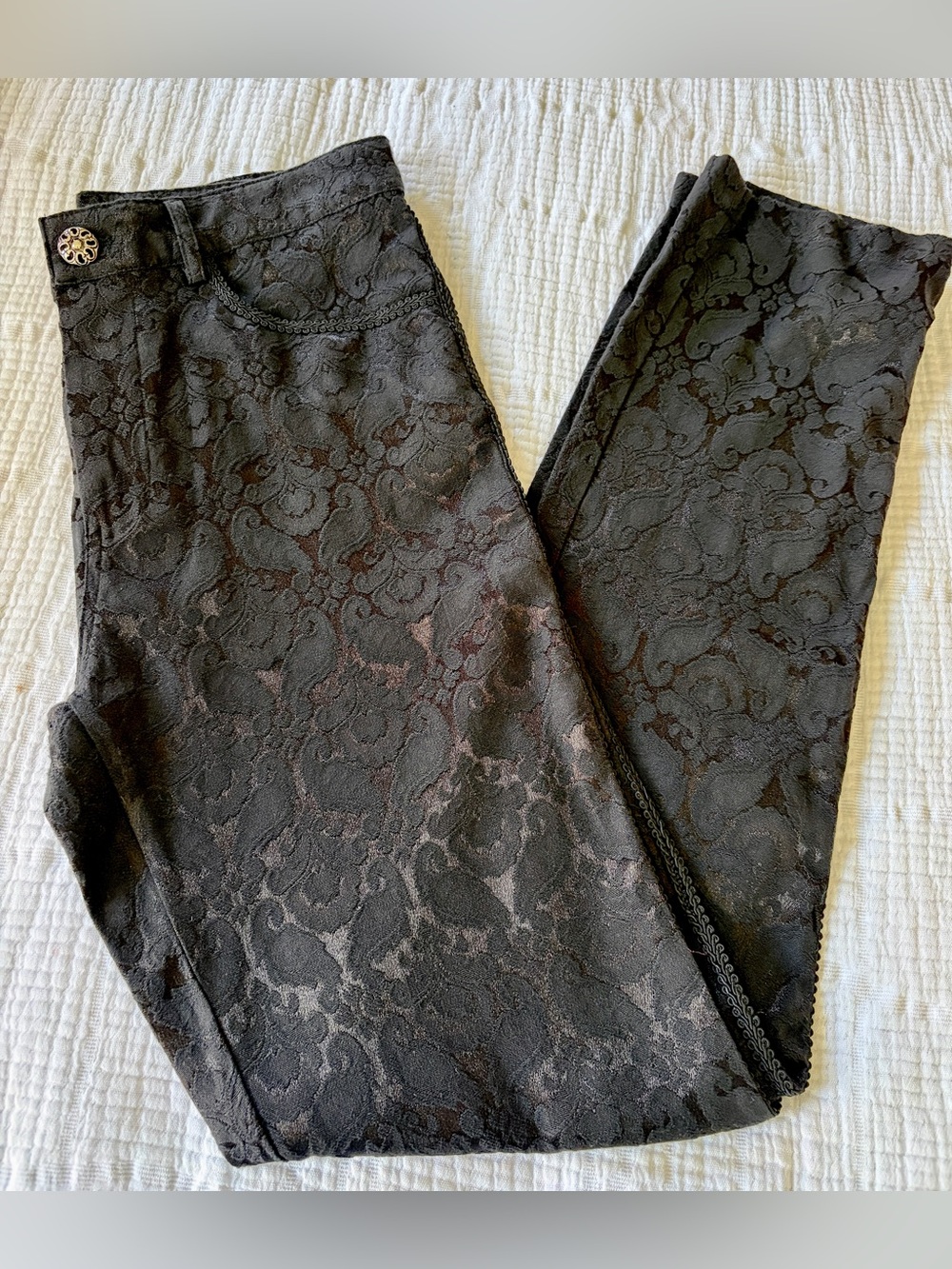 Darc Chic Black Floral Jacquard Women’s Slim Pants